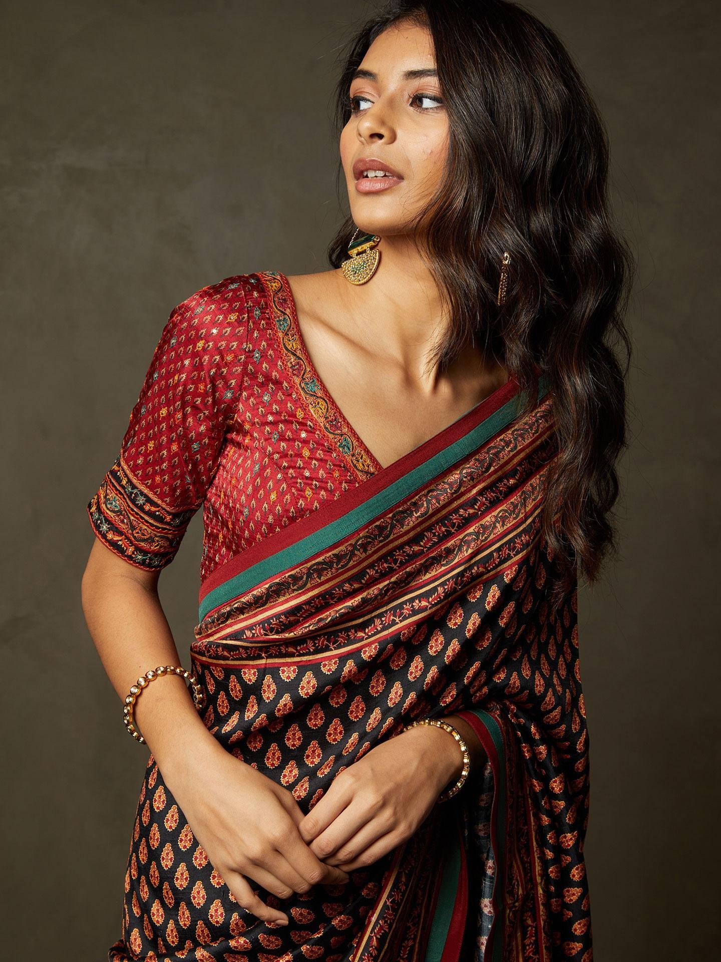 Black & Red Sanganeri Saree With Unstitched Blouse - Image 4